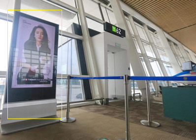 廈門機(jī)場(chǎng)登機(jī)口刷屏廣告