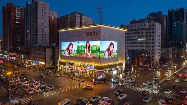太原小店親賢街折角LED廣告投放，太原戶外大屏廣告價(jià)格